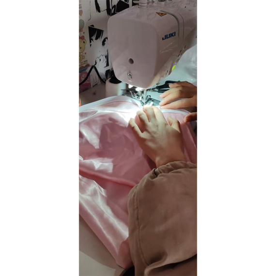 制作中 - 縫製