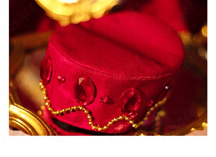 愛城華恋 コスプレ衣装 アクセサリーの細部。華恋の特徴的な首飾りや手首飾りがしっかりと表現されています。