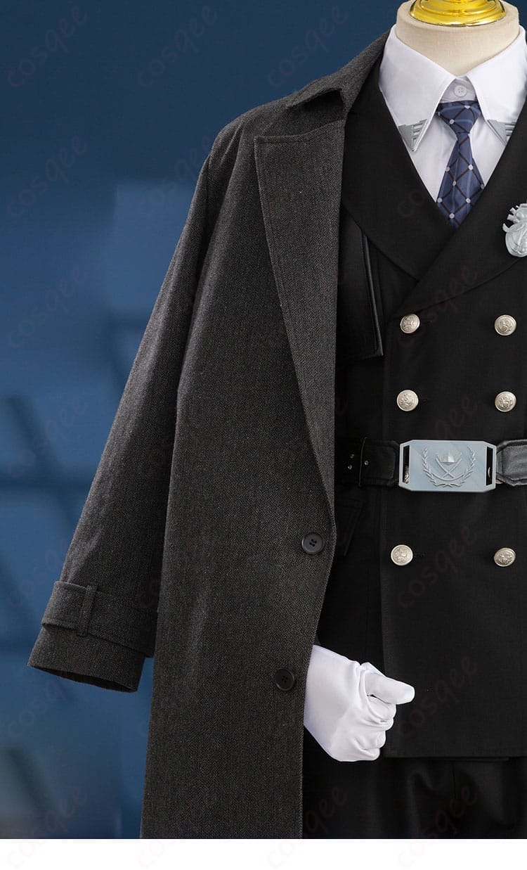 コスプレ衣装の襟部分の装飾やデザインがアップで見える画像。