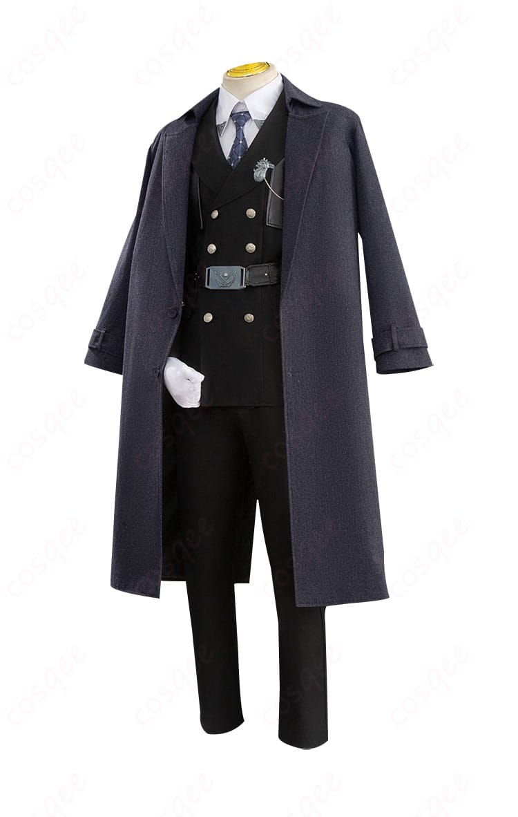 コスプレ衣装の側面ビュー。衣装のディテールやシルエットが確認できる画像。