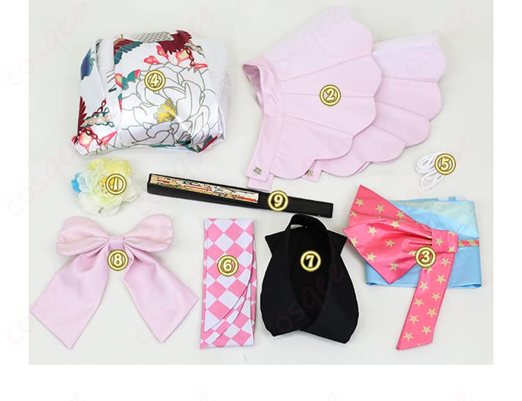 ホロライブ 小鳥遊キアラ お正月コスプレ衣装のセット内容。衣装、ショール、髪飾りがセットになっています。