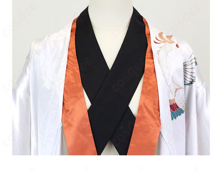 ホロライブ 小鳥遊キアラ お正月コスプレ衣装の衣装領口の細部。デザインにこだわりが感じられる完璧な仕上がり。