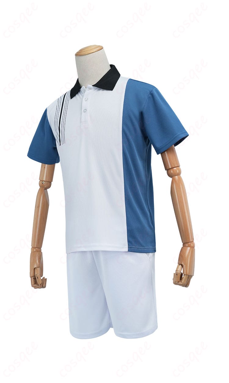 跡部景吾 コスプレ衣装の左側画像。高い再現度の氷帝ジャージ。