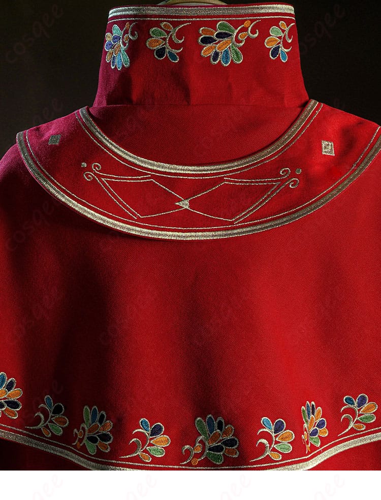 コスプレ衣装の背面装飾、背中部分のディテールを強調。