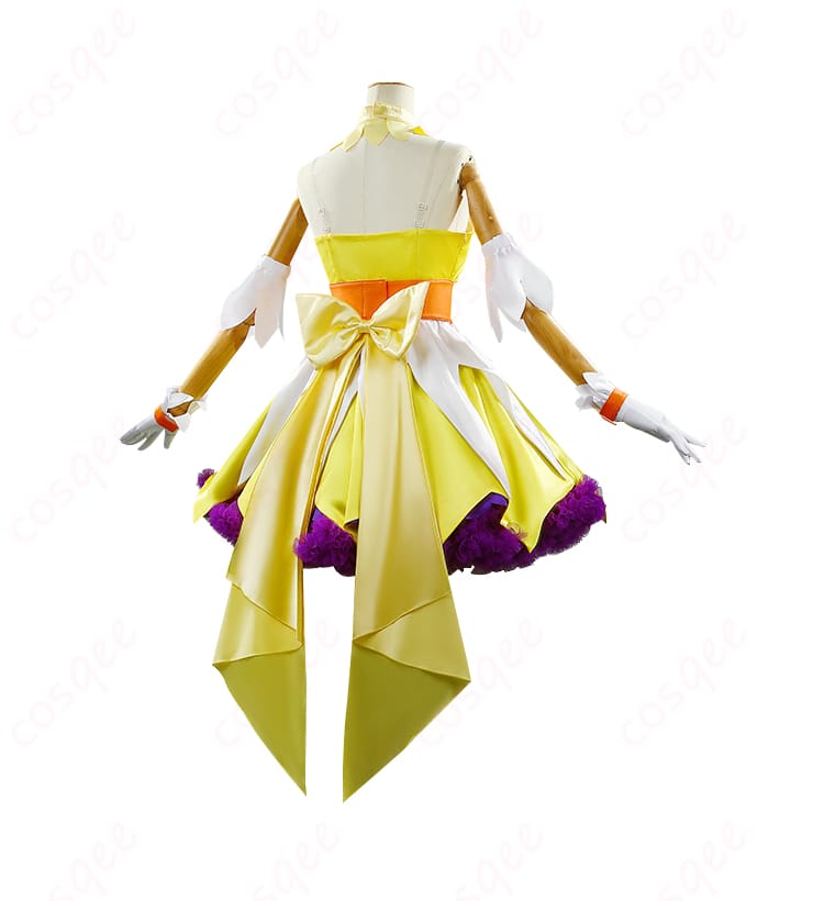 背面のディテール、キュアトゥインクルの特徴的な蝶結びデザイン