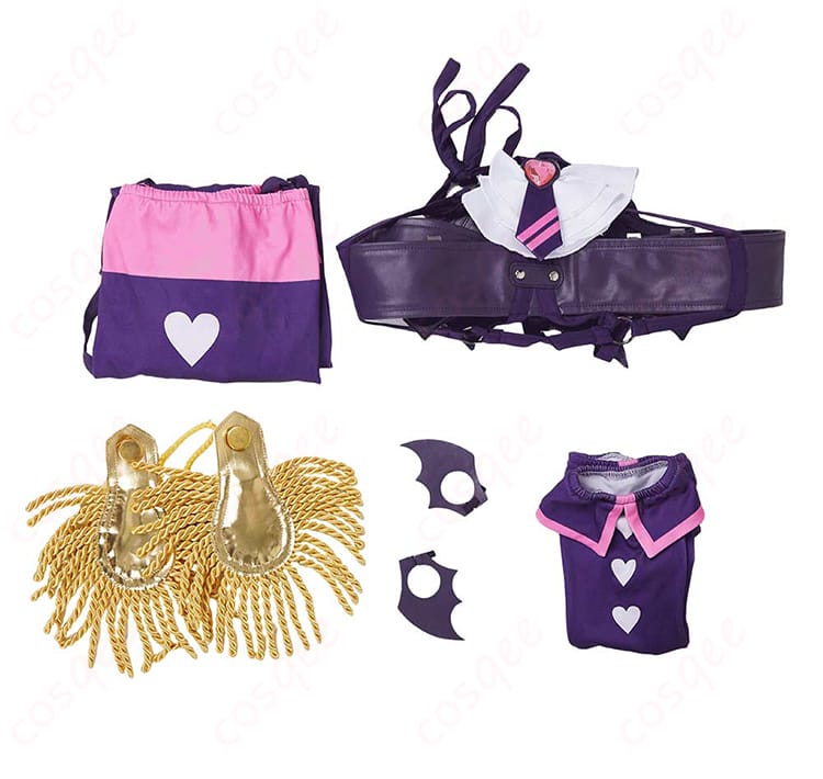 コスプレ衣装セットに含まれるアイテムの詳細を展示する画像。