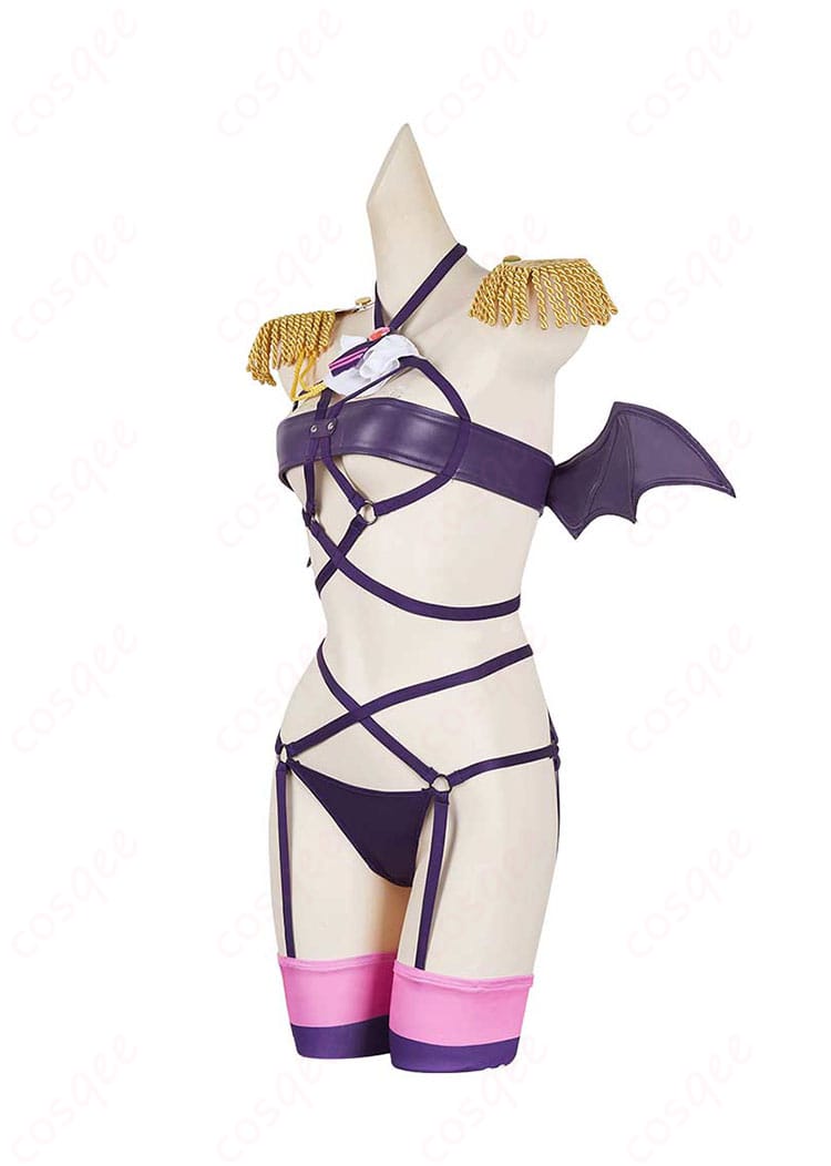 コスプレ衣装の左側の視点から撮影した画像。