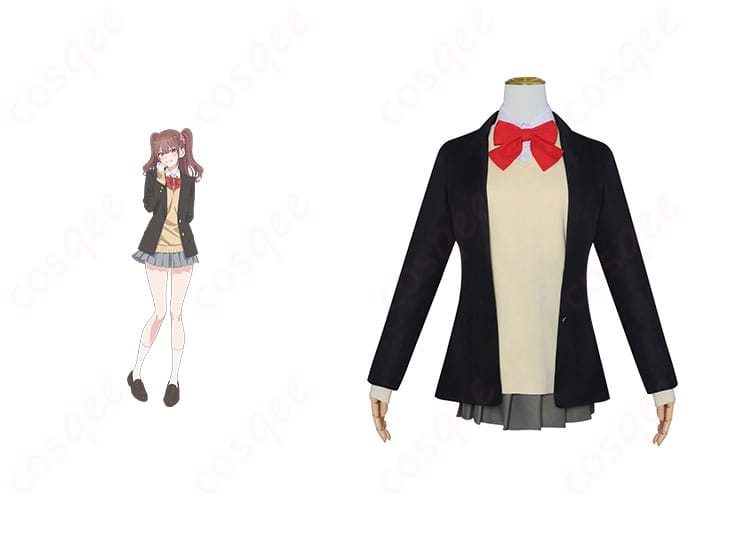 橘美花莉 制服コスプレ衣装の正面とキャラクターのイメージを合わせた写真。高再現度のデザインで、アニメの世界が現実に。