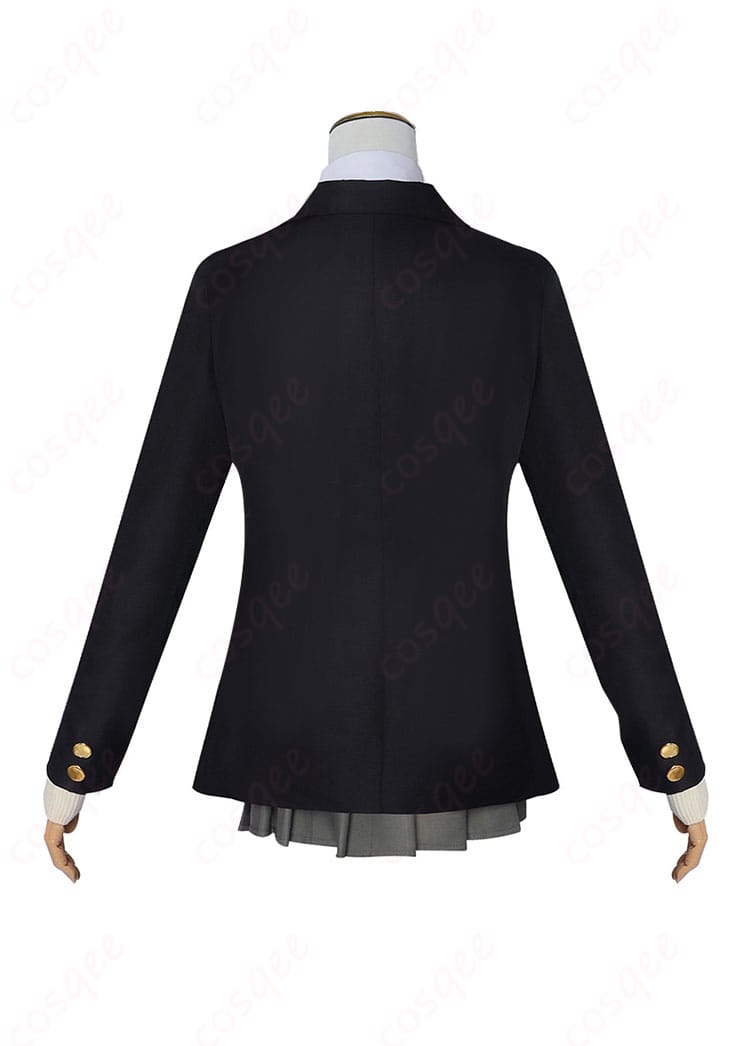 橘美花莉 制服コスプレ衣装の背面。後ろのディテールも忠実に再現されています。