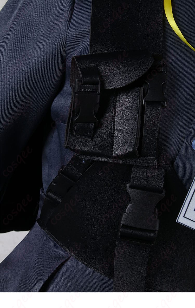 フランカ コスプレ衣装の襟部分の装飾。しっかりとした仕立てが感じられるデザインです。