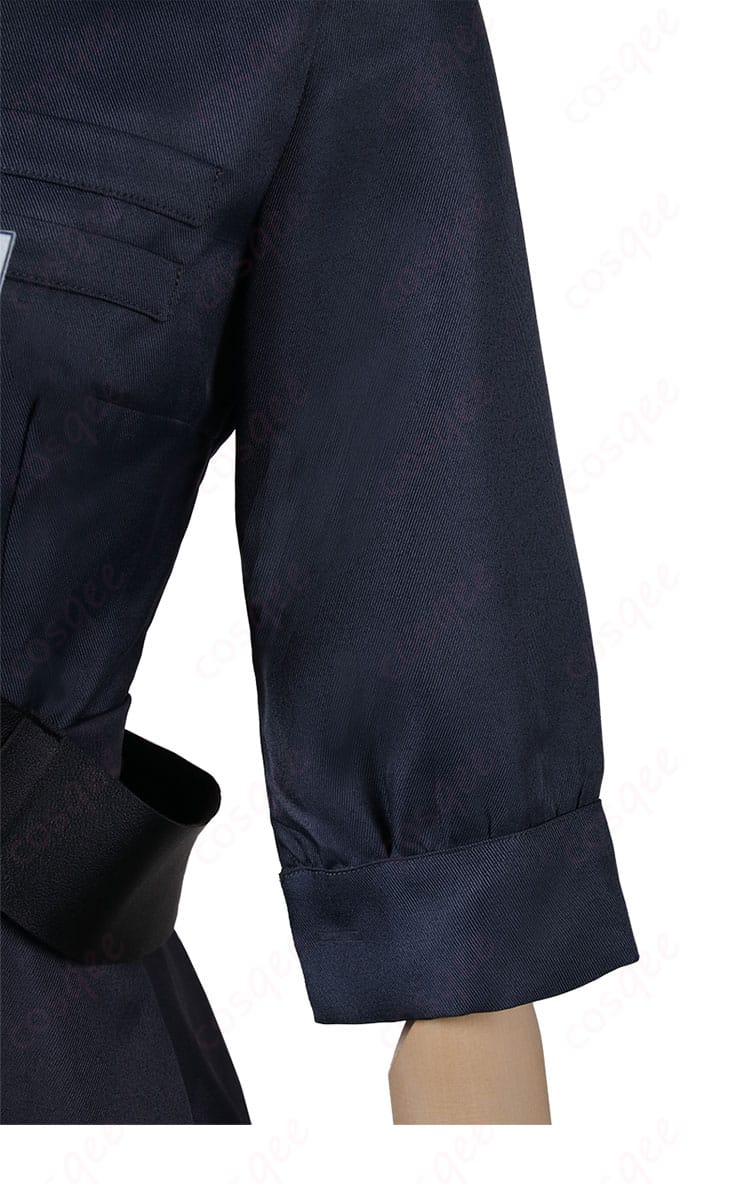 フランカ コスプレ衣装の袖の装飾デザイン。着心地も抜群で、イベントにも最適。