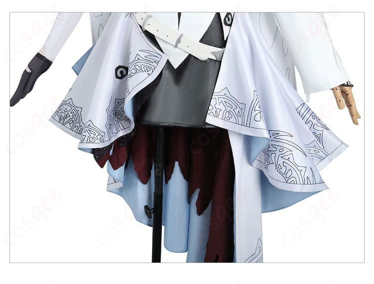 エリザベス・ローズ・ブラッドフレイム コスプレ衣装 スカートの装飾部分の細部。上品なデザインで魅力的。