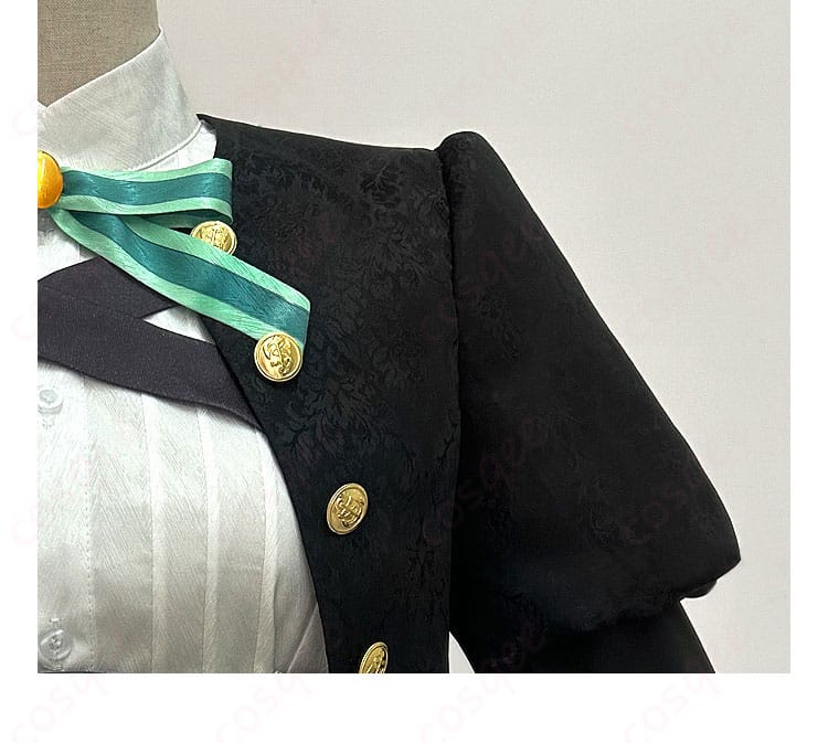 雪 シュエ メイド服の肩袖装飾、華やかなデザインと細部のディテール。