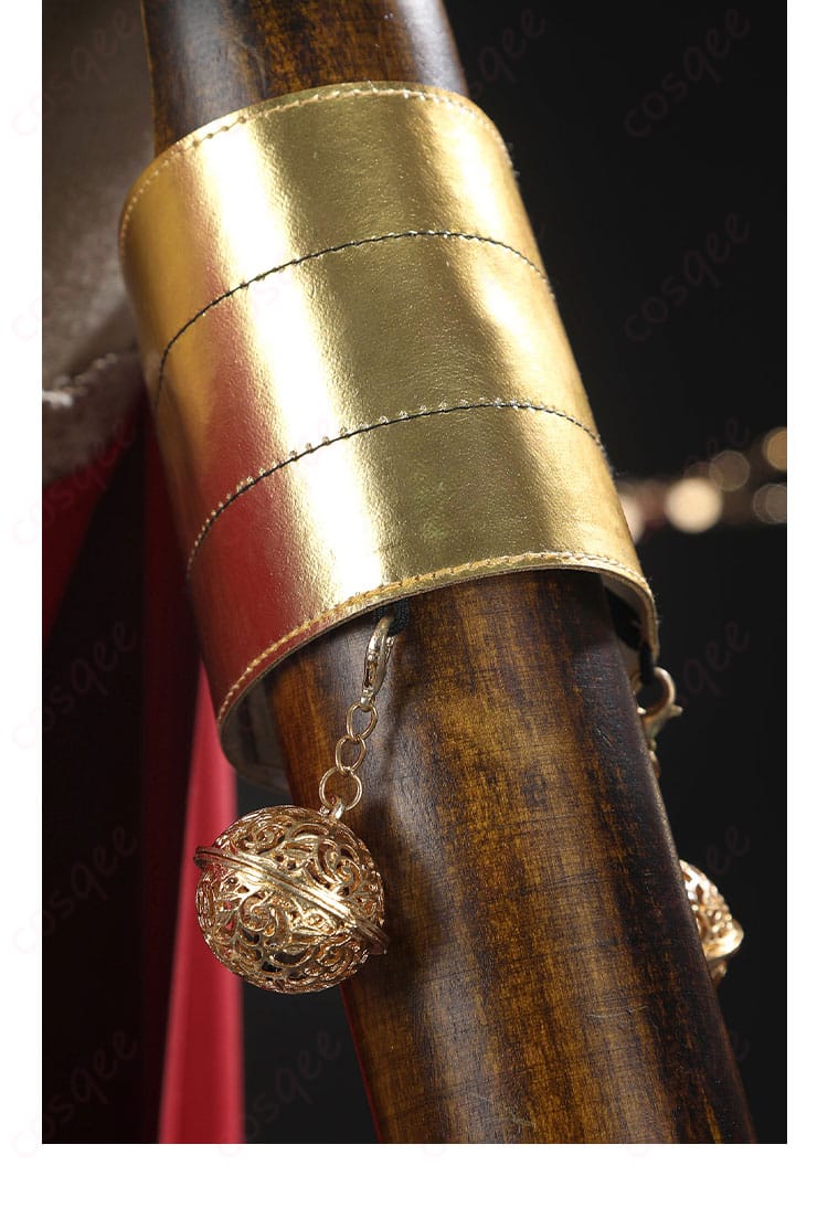 手腕装飾細部。腕飾りのディテールをクローズアップして確認。