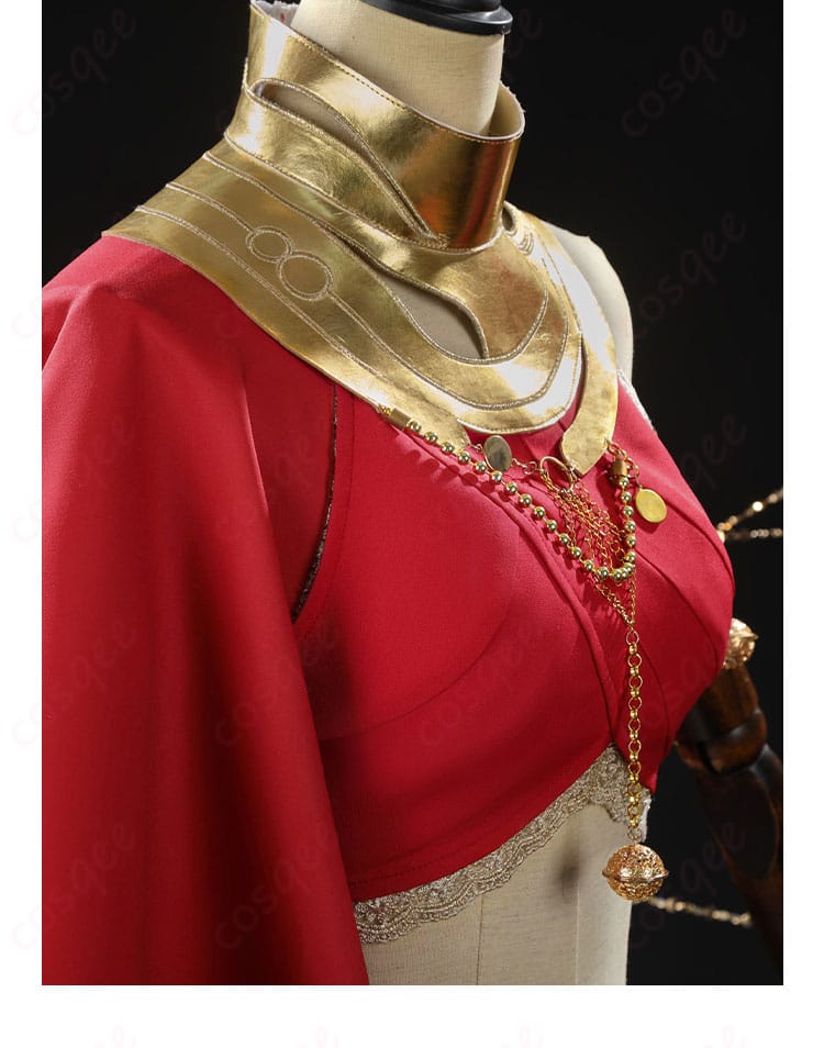 肩袖装飾細部。コスプレ衣装の肩袖部分の細かいデザインを確認。