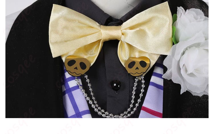 エペル・フェルミエのコスプレ衣装の蝶ネクタイ装飾、繊細な仕上がりと高級感