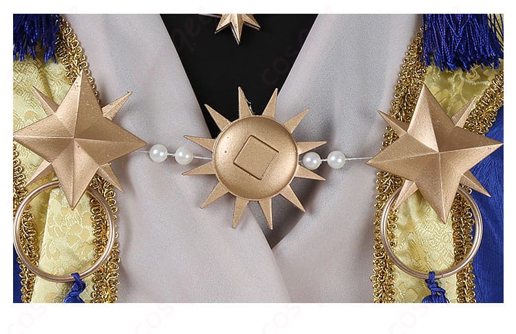 ツイステ デュース・スペード コスプレ衣装 星送りの衣 胸元の装飾。精緻なデザインでキャラクターの特徴を忠実に再現。