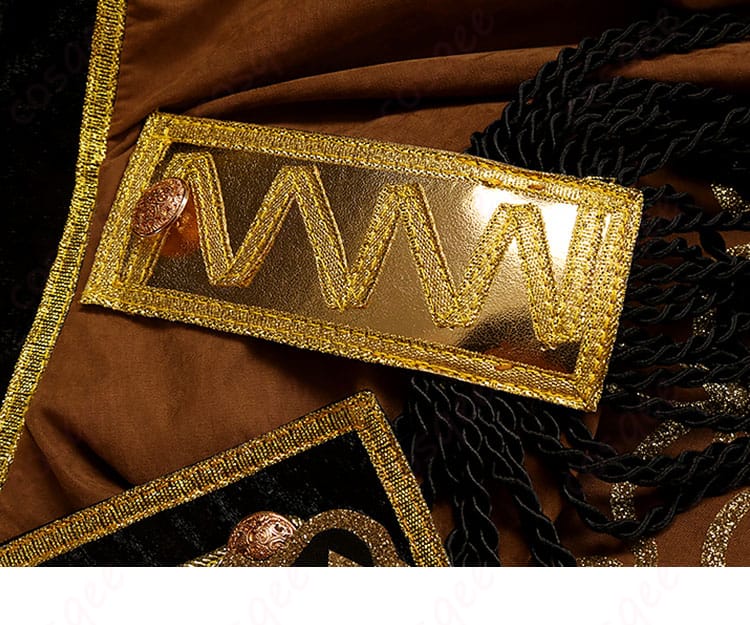 ディズニー ツイステッドワンダーランド レオナ・キングスカラー コスプレ衣装 肩部装飾の細部。衣装の重要な部分のディテールを強調。