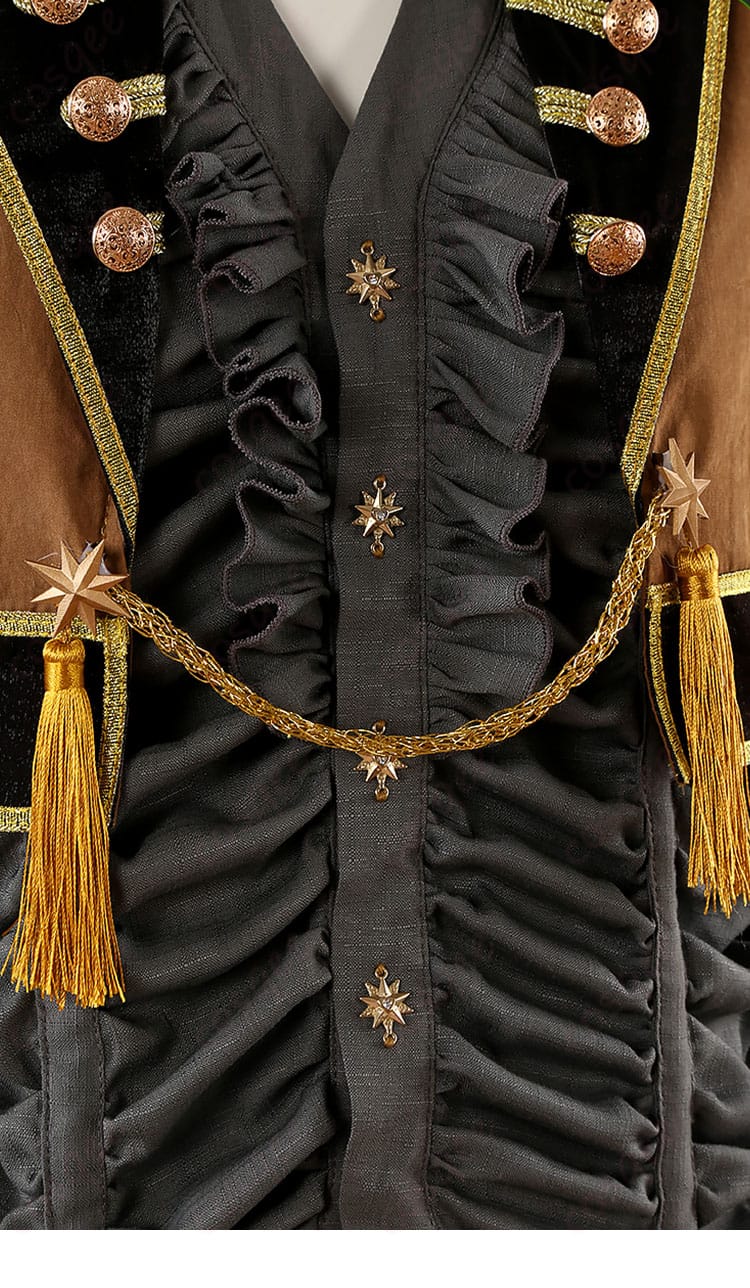 ディズニー ツイステッドワンダーランド レオナ・キングスカラー コスプレ衣装 服の門襟装飾細部。精緻な刺繍や装飾が見える。