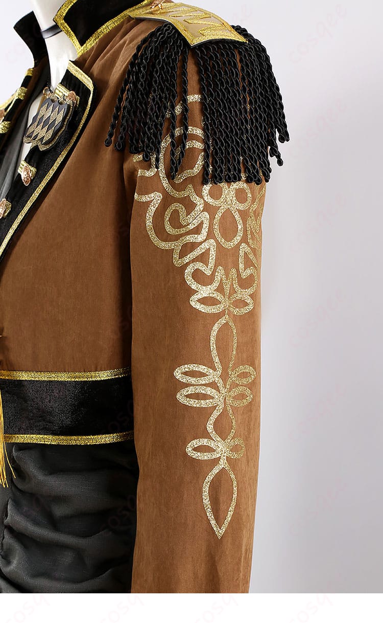 ディズニー ツイステッドワンダーランド レオナ・キングスカラー コスプレ衣装 肩袖装飾の細部。ディテールにこだわったデザイン。