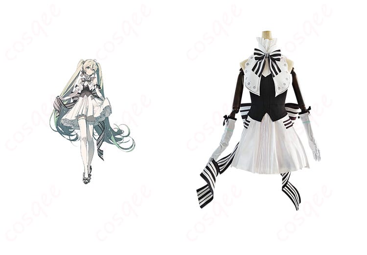 初音ミクシンフォニー2024 コスプレ衣装 初音ミクと一緒に写った商品正面の画像。高忠実再現のワンピースと蝶結び付き。