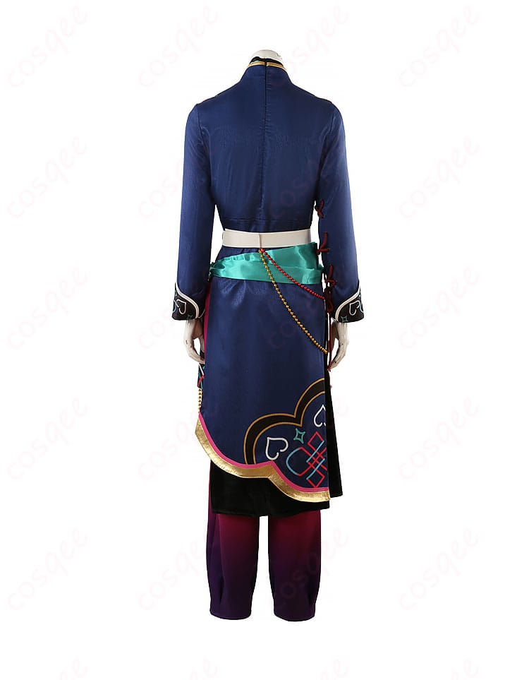 あんさんぶるスターズ!! 七種茨のコスプレ衣装の背面。背中のディテールも忠実に再現されています。