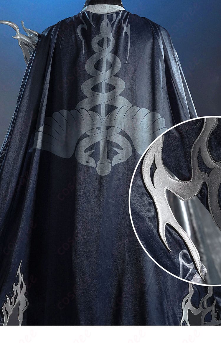 左腕の手袋装飾ディテール。キャラクターの雰囲気を引き立てるアイテム。