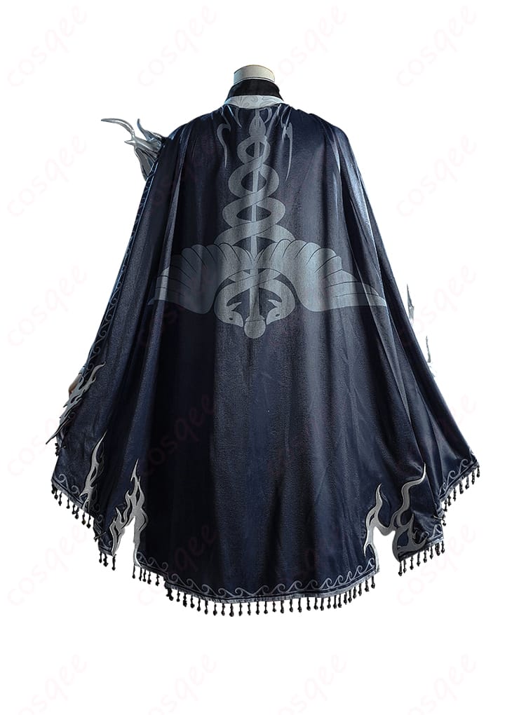 フレディ・ライリー コスプレ衣装 背面図。弁護士コスプレの詳細なデザイン。