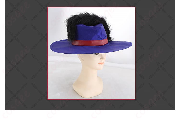 コスプレ衣装の帽子のディテール。キャラクターにぴったりなアクセントを加える装飾。