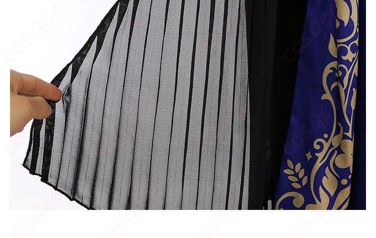 コスプレ衣装の袖内側のデザイン。内側までこだわった作りで、着心地も抜群。