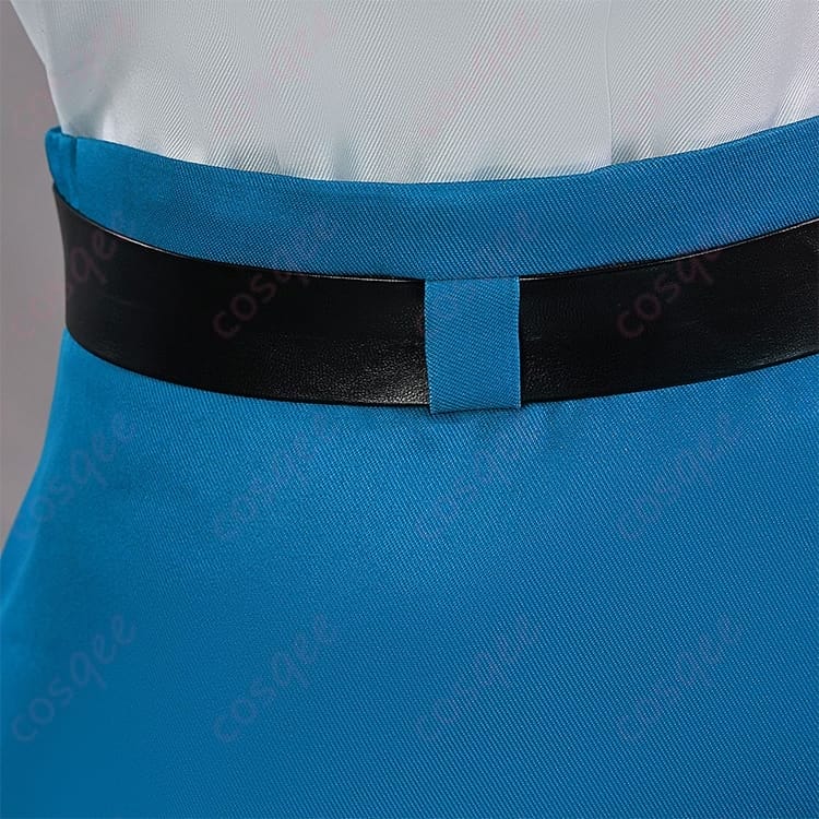 マジルミエの桜木カナを都会的に再現するコスプレ衣装、写真映えと着やすさを両立 - 4枚目の画像