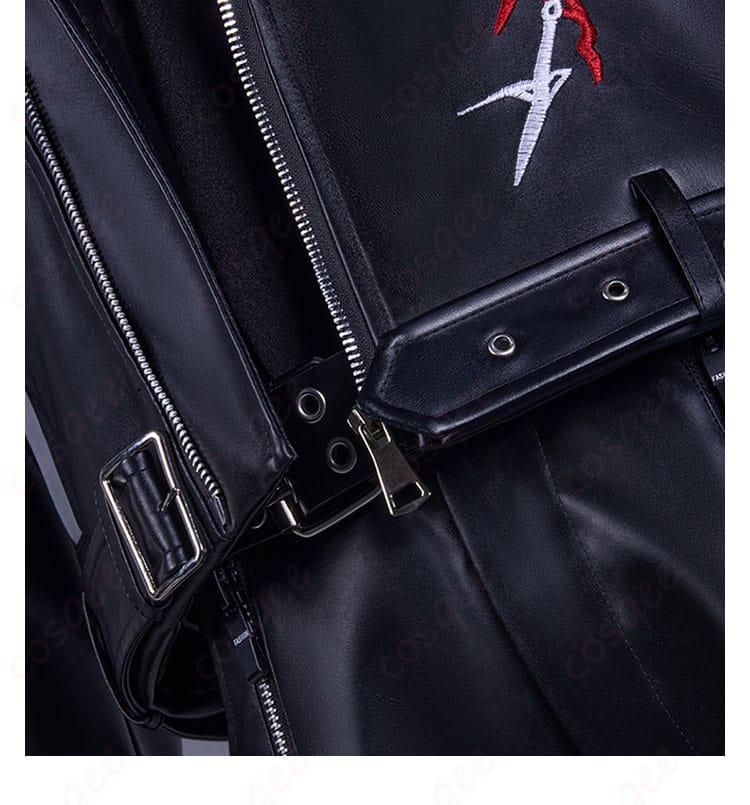 腰帯装飾の細部。シンの衣装の腰部分にある美しい装飾がポイントです。