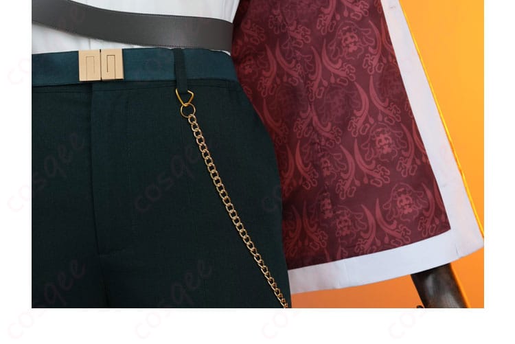 あんさんぶるスターズ!! 朔間凛月 コスプレ衣装 チャンバラナイト衣装 外套内側の装飾ディテール。高級感のある仕上がり。