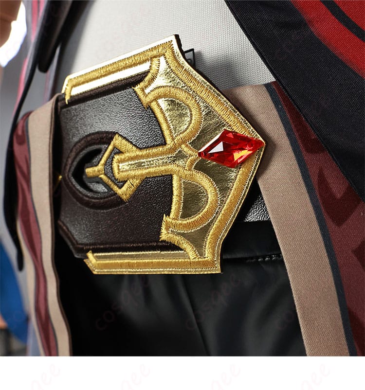 服装の腰帯部分の装飾ディテール。洗練されたデザイン。