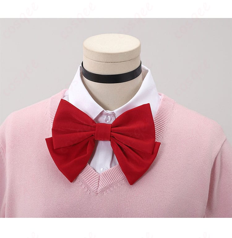 ダンダダン 綾瀬桃 コスプレ衣装の服装の襟元と蝶結びの装飾細部。細かな刺繍と美しい仕上がり。