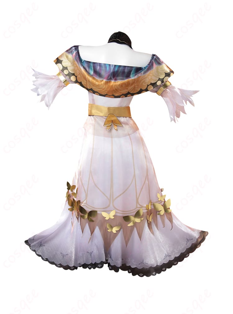 漁師(グレイス)のコスプレ衣装背面。衣装の背中部分まで忠実に再現されています。