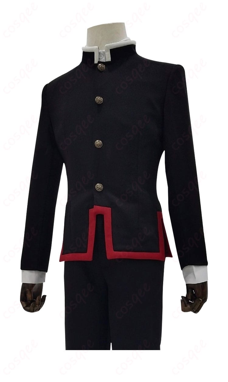 花子くんのコスプレ衣装の門襟部分の装飾詳細、精緻な仕上げ。