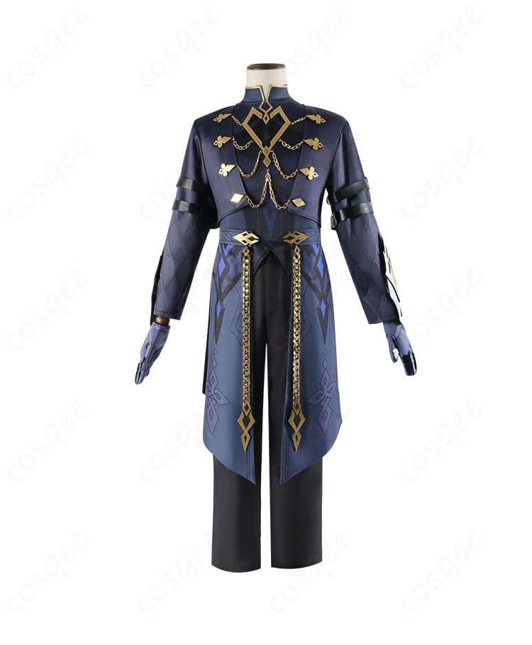 カピターノの内搭服の正面の装飾詳細。刺繍や模様が丁寧に施されており、キャラクターらしい魅力を引き立てています。