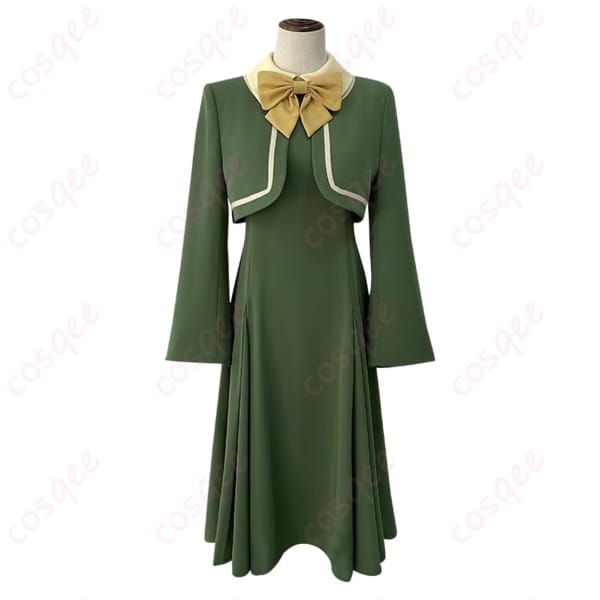 新世紀エヴァンゲリオン 惣流アスカラングレーの端正シルエット衣装で、凛とした魅力を纏う