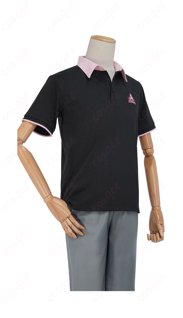 Free! 鮫柄学園夏男子制服コスプレ衣装 右側から見た全身画像。衣装のディテールがよく見える角度。