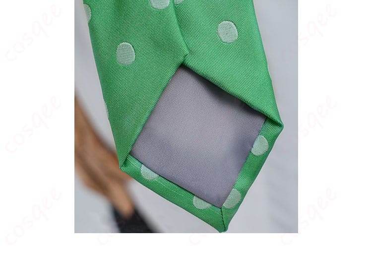 岩鳶高校夏男子制服コスプレ衣装の領帯(ネクタイ)装飾。キャラクターのネクタイデザインに忠実。