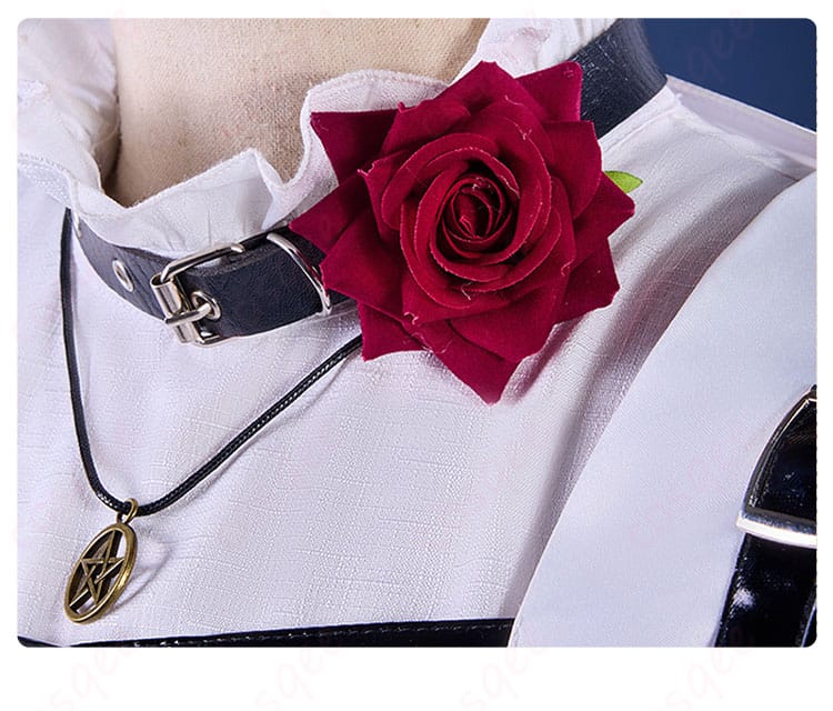 エマ・ウッズのバラネックレスコスプレ装飾