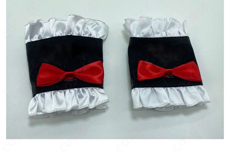 プリパラ 北条そふぃ コスプレ衣装の腕飾り細部。コスチュームのアクセサリーに細かいデザインが施されている。