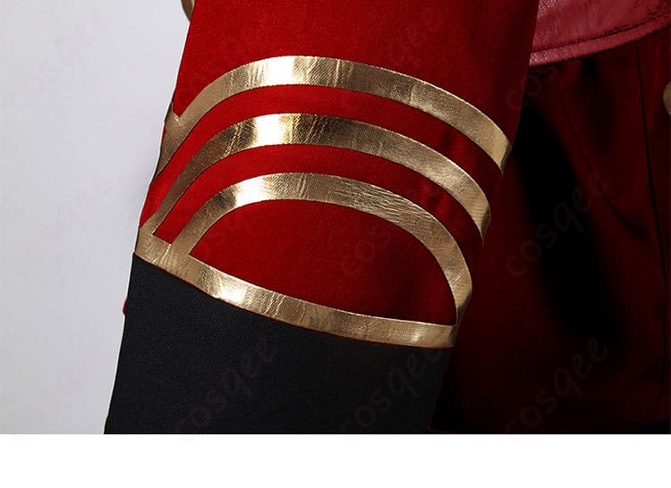 ウェイのコスプレ衣装の袖部分の装飾。衣装のディテールと質感を確認できます。