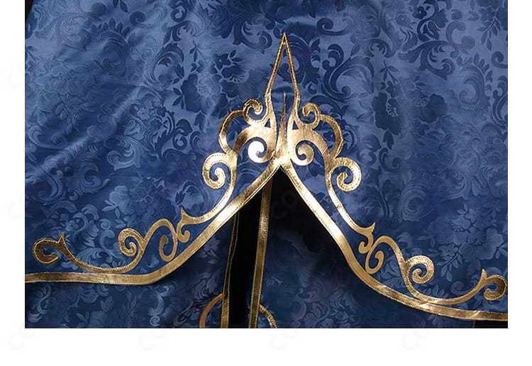 隠者(アルヴァ・ロレンツ)コスプレ衣装 外套背面のディテール、ファッション性の高いデザイン