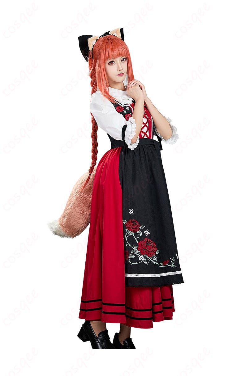 スカートの装飾ディテール:ホロのアルザス民族衣装のスカートに施された美しい刺繍とデザイン。