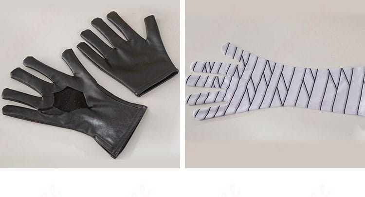 モゼ コスプレ衣装の手袋部分の装飾。手元のディテールまで完璧に再現されています。