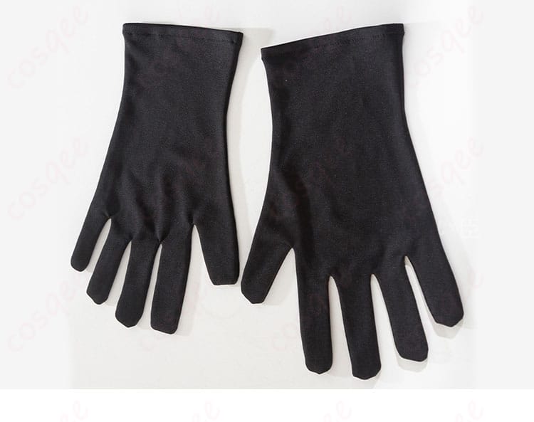 アベンチュリンのコスプレ衣装の手袋装飾部分。細かなディテール。