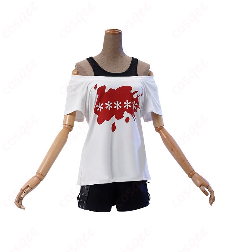 コスプレ衣装の内側部分のディテール、トップスやベルトのデザインを強調した画像。