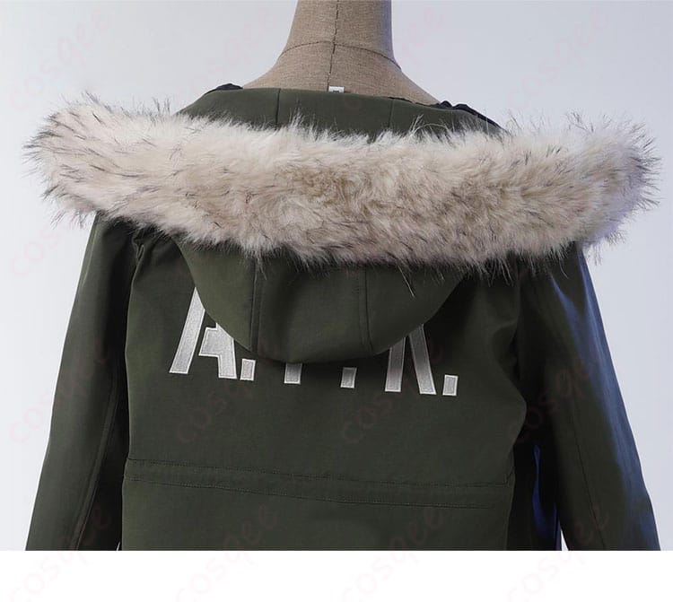 佐倉双葉のコスプレ衣装の帽子部分のディテール。衣装にぴったりのアクセサリー。